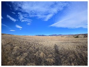 Big sky, empty pockets
